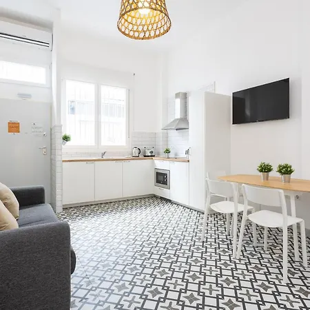 Апартаменты Holidays2malaga Picasuss Loft New Built Close Huelin And Promenade Малага